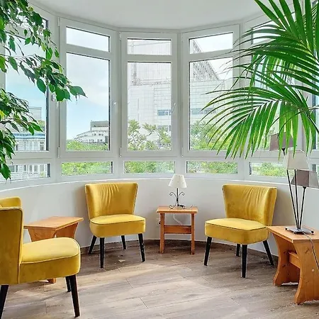 Familiales Berges De Seine Apartment